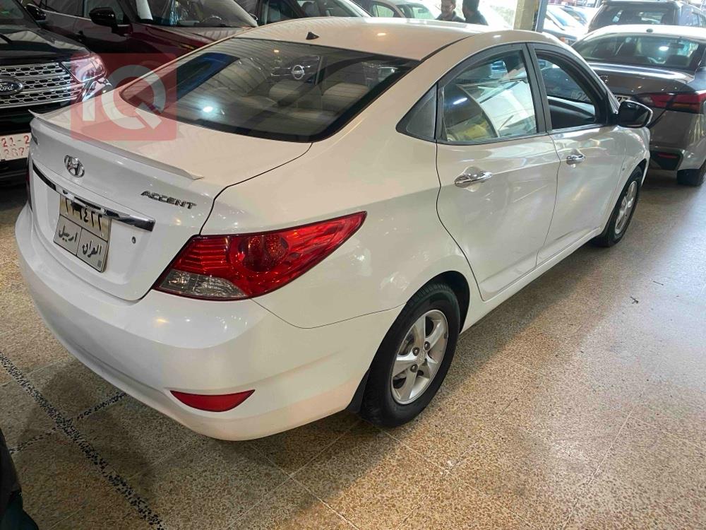 Hyundai Accent